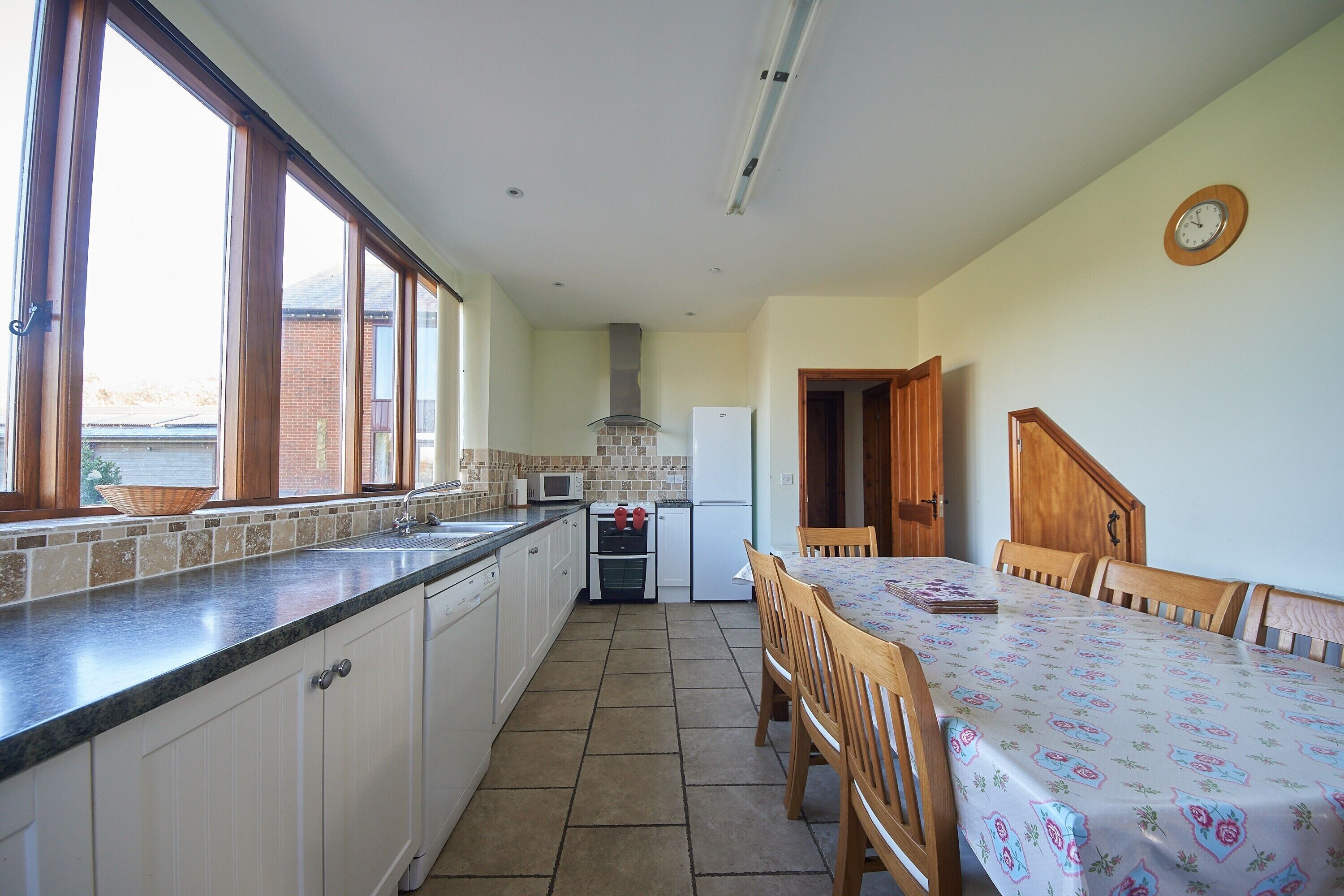 Family Friendly, Barn Conversion with Private Hot Tub