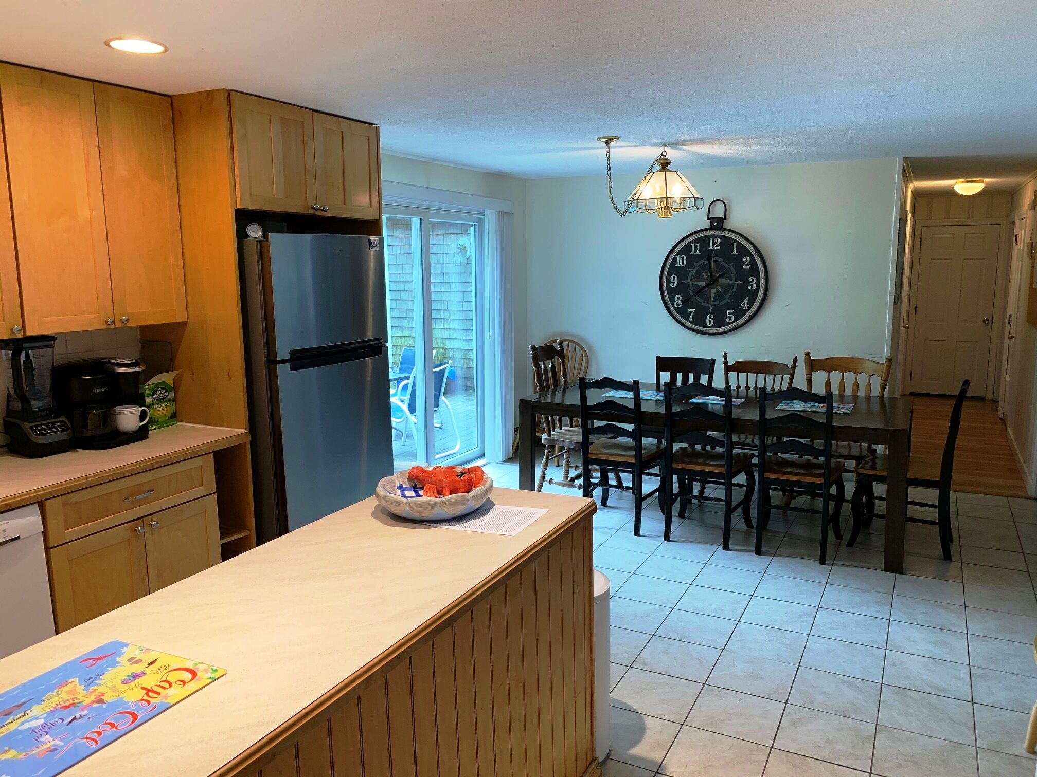 In Ground Pool, A/C, 4+BR, 3BA, Wifi, Game Room. Sleeps 10-12, strong wifi 