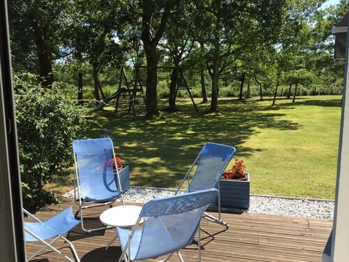 Holiday home with swimming pool surrounded by nature in Soustons