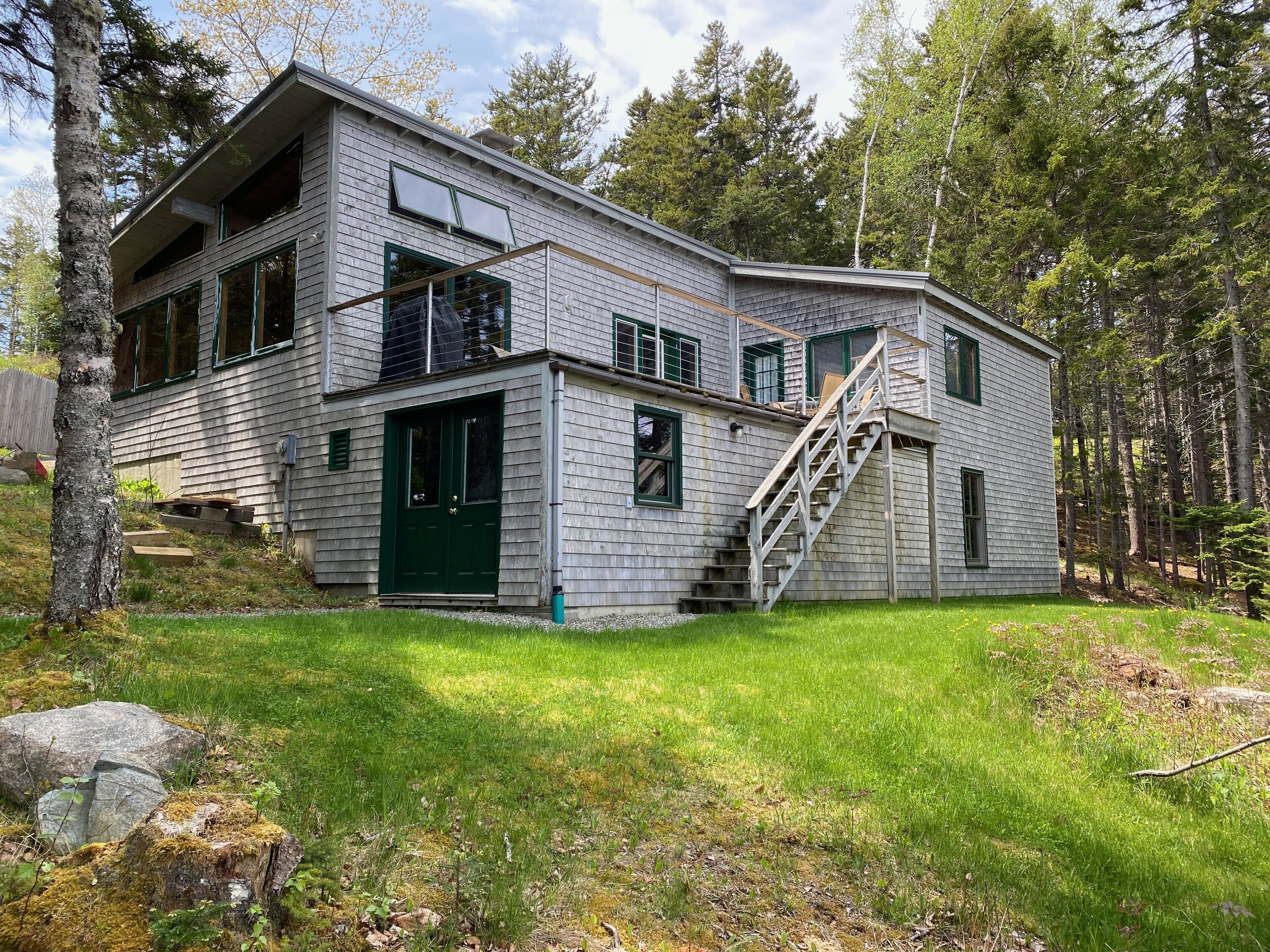 Shorefront Cottage on Bass Harbor with Mountain Views