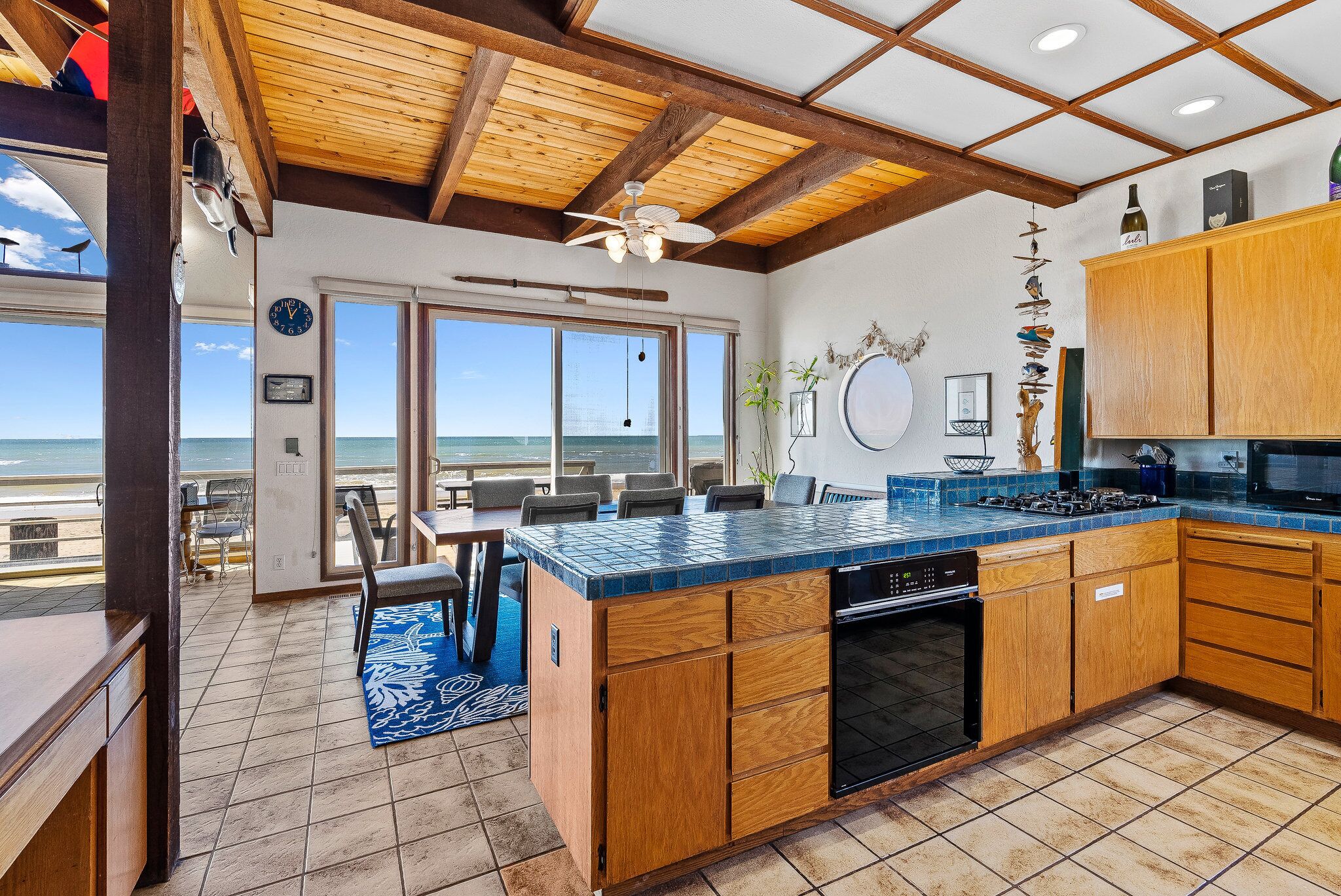 Comfortable Beach House on the Sand