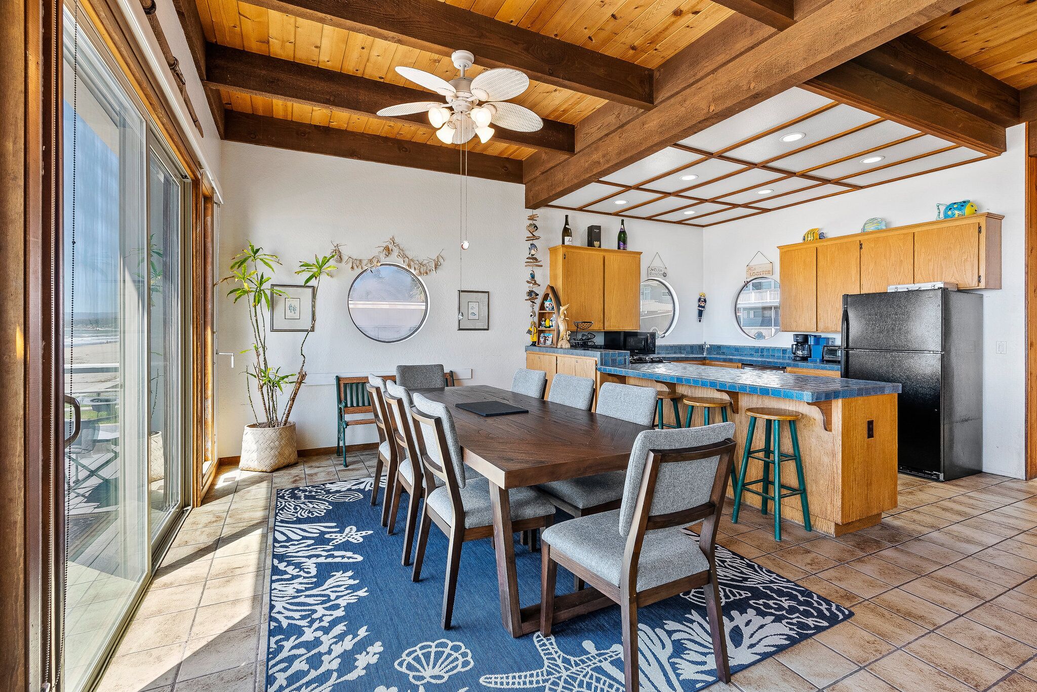 Comfortable Beach House on the Sand