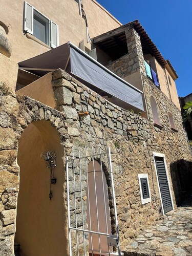 Character house, with vaulted ceilings in the ancestral tradition  