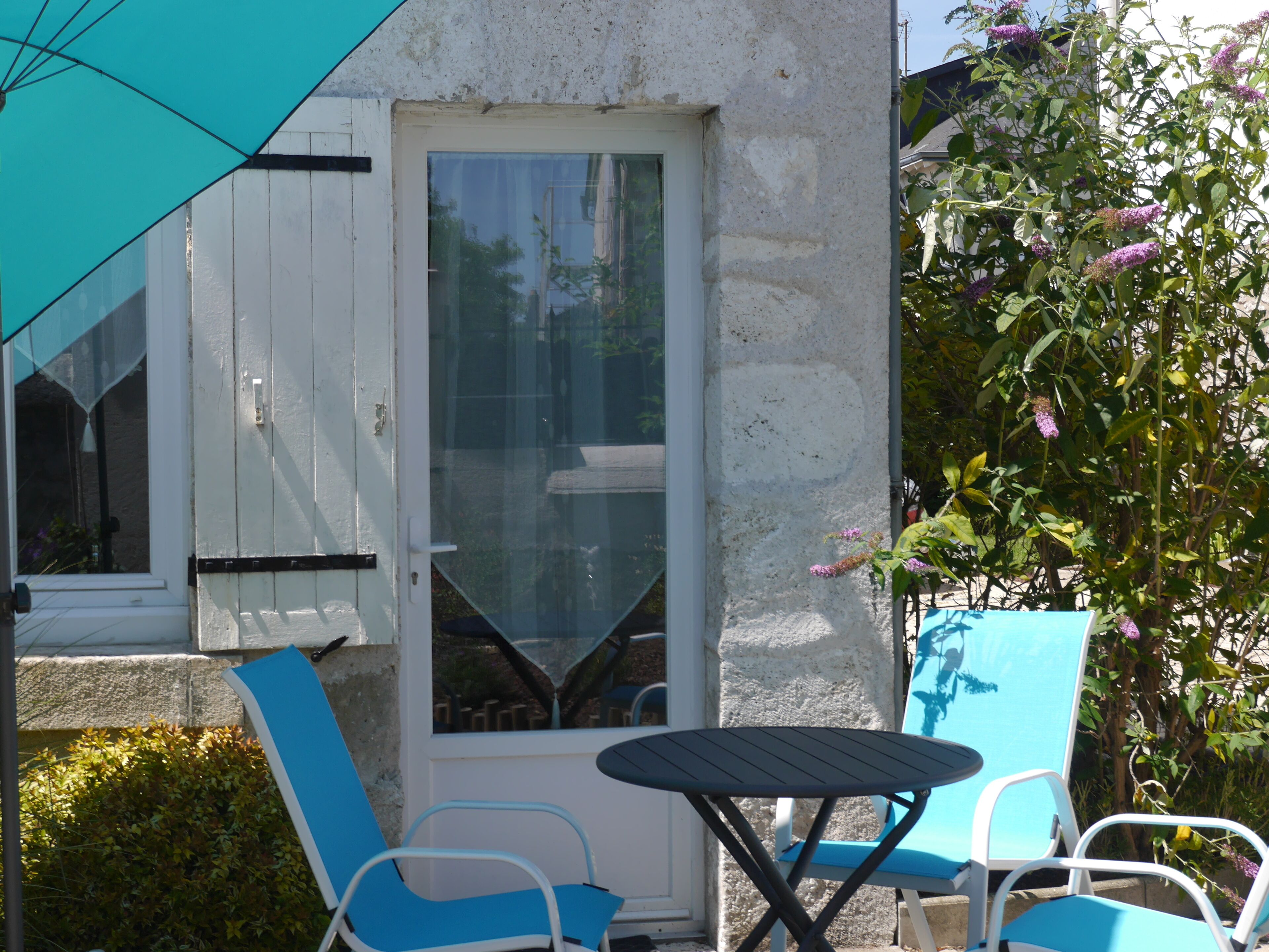 Comfortable cottage, close to the historic center of Blois and Loire by bike.