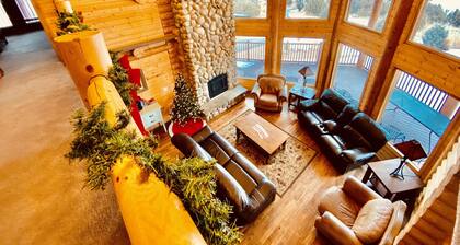 Spektakul��rer See und Fischerort