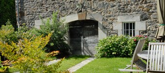 House 1850 renovated in 2003 located in the village centre