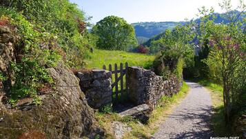 Enceinte de lâhĂ©bergement