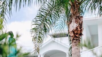 AuĂenpool, beheizter Pool