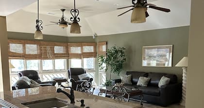 Turtle Cove Open Floor Plan 2bed/2bath Turtle Cove Villa Pet Friendly