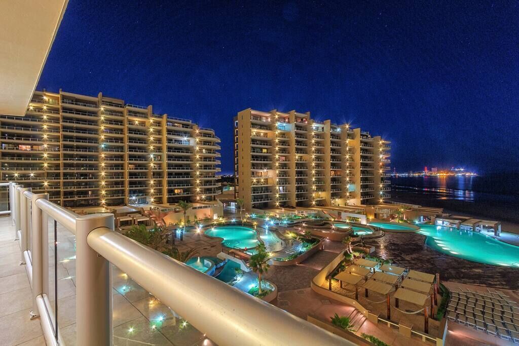 Cristal 501 Stunning Ocean Front 3 Bedroom 2 Bath Condo, Furnished 3 Bedroom 2 Bath Vacation Condo O