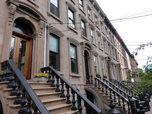 Close to NYC in Historic Brownstone