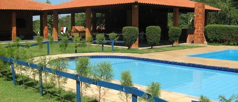 Piscina externa