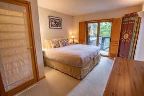 3 slaapkamers, een strijkplank/strijkijzer, gratis wifi, beddengoed