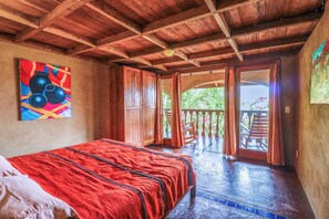 2 chambres, coffres-forts dans les chambres, Wi-Fi gratuit