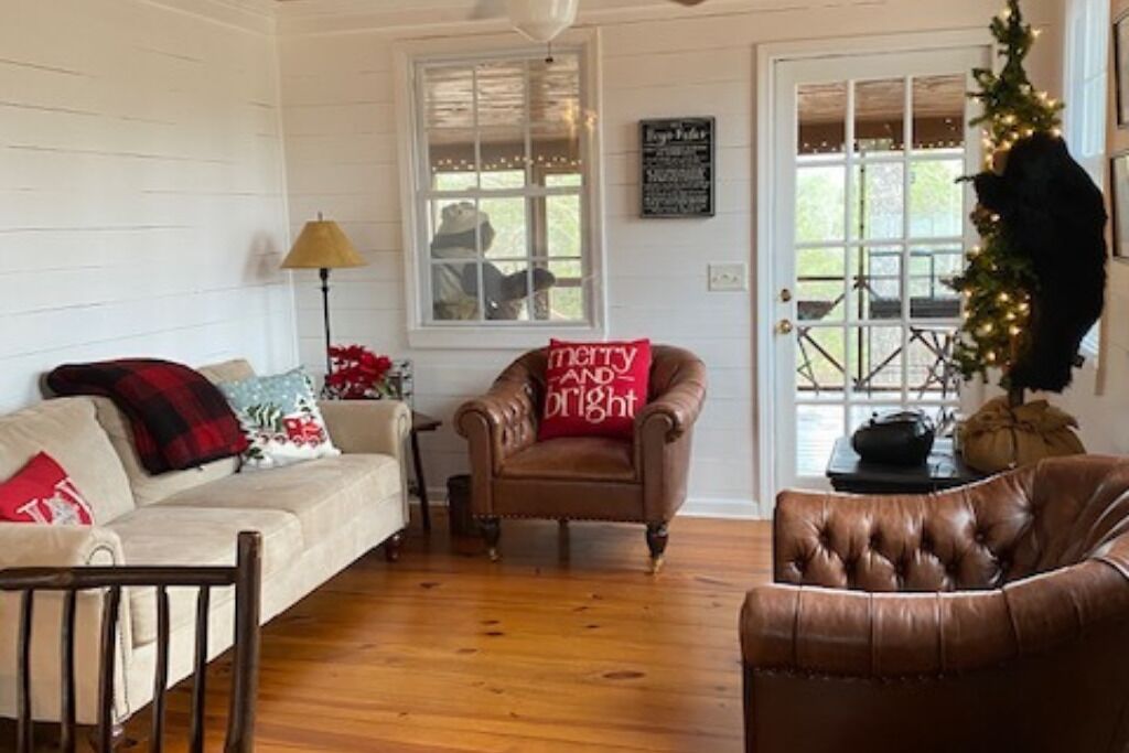 CHESTATE RIVER Adorable OLD BEAR LODGE/Cottage