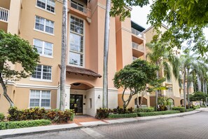 Exterior - The Yacht Club Aventura - 2BR/2BA Golf View (Aventura)