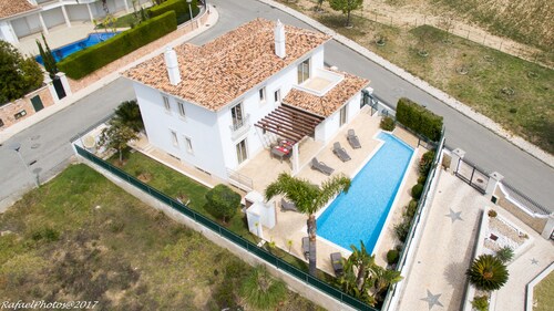 Amazing V5 Villa in Galé beach, Albufeira, Algarve