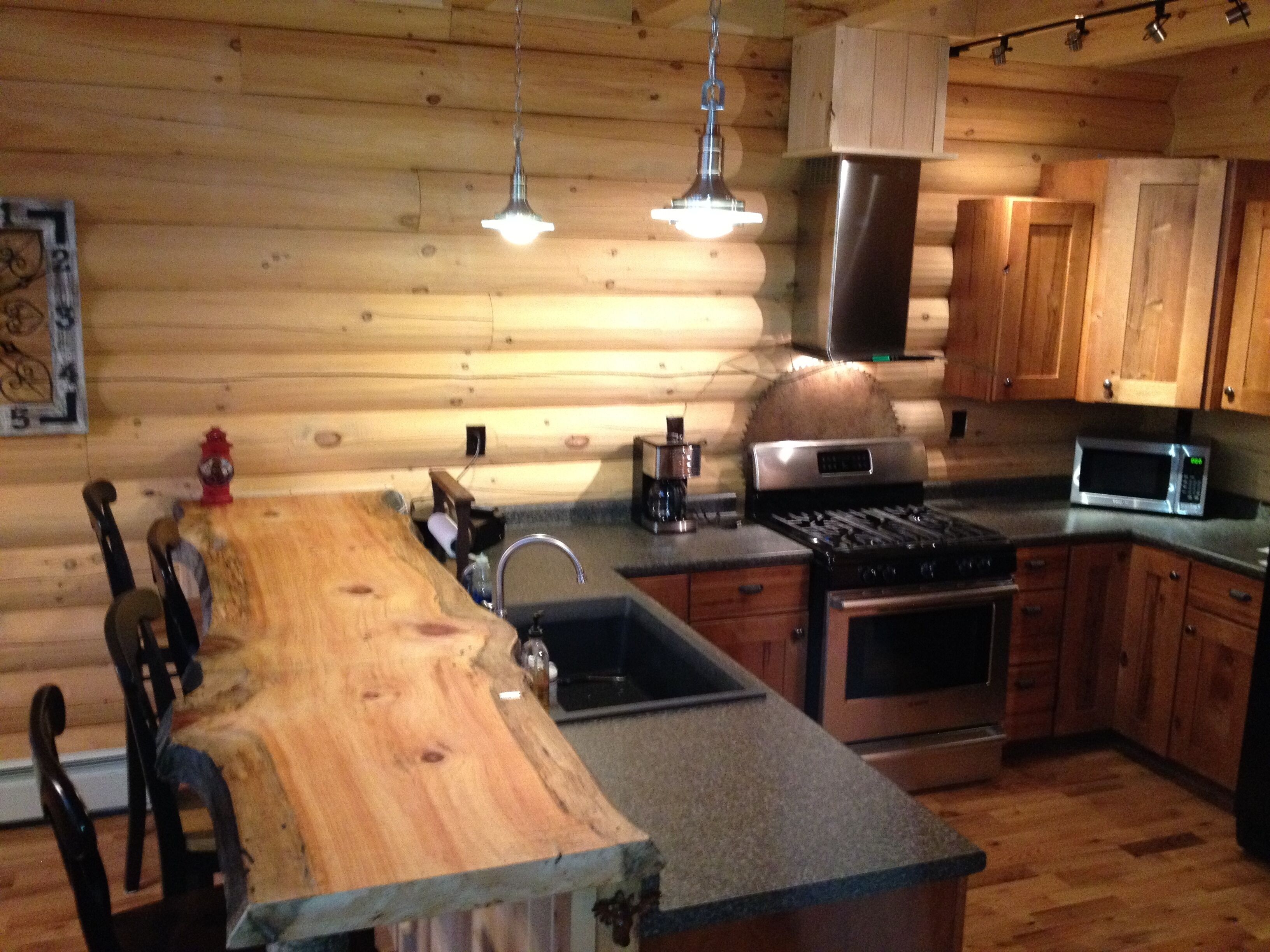 Beautiful new Log Home - Sugarloaf