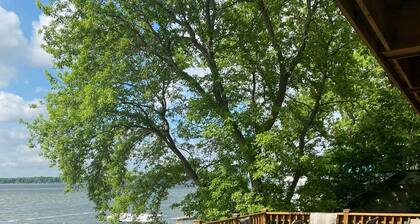 Home on the Water with Beautiful Lake View and Private Dock