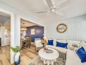 TV, DVD player - 1414 South Beach Villa ~ Direct Walkout to Beach from 4Br Villa in Sea Pines! (Hilton Head Island)