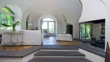 6 Schlafzimmer, Bügeleisen/Bügelbrett, kostenloses WLAN, Bettwäsche