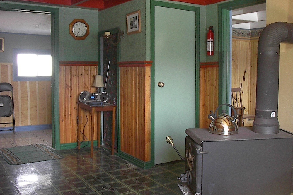 Antique Salt Box Traditional Newfoundland House