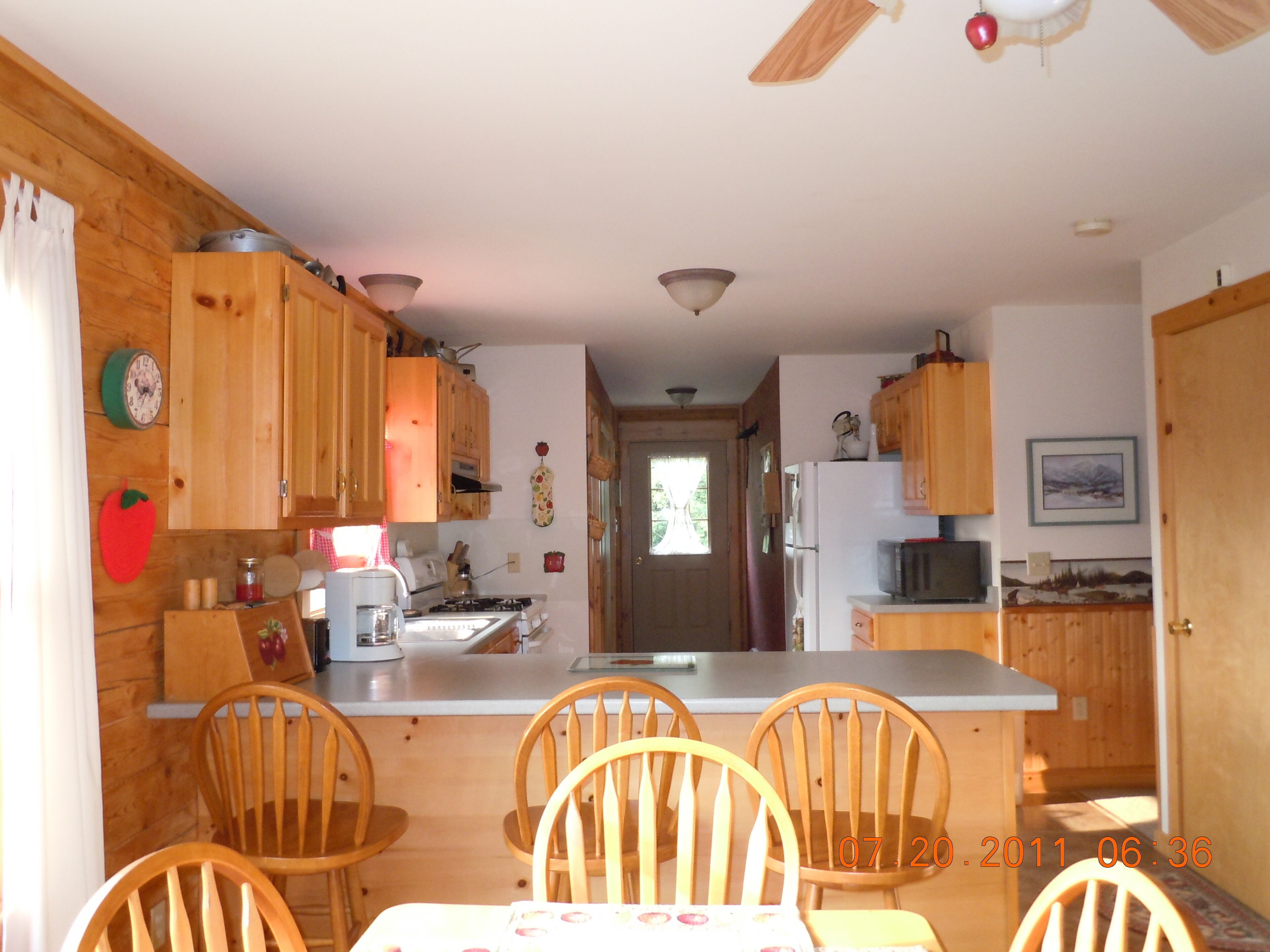 Four Bedroom Log Cabin -Jay Peak - Views - Private - Fireplace -