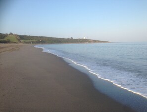 Beach nearby, sun loungers