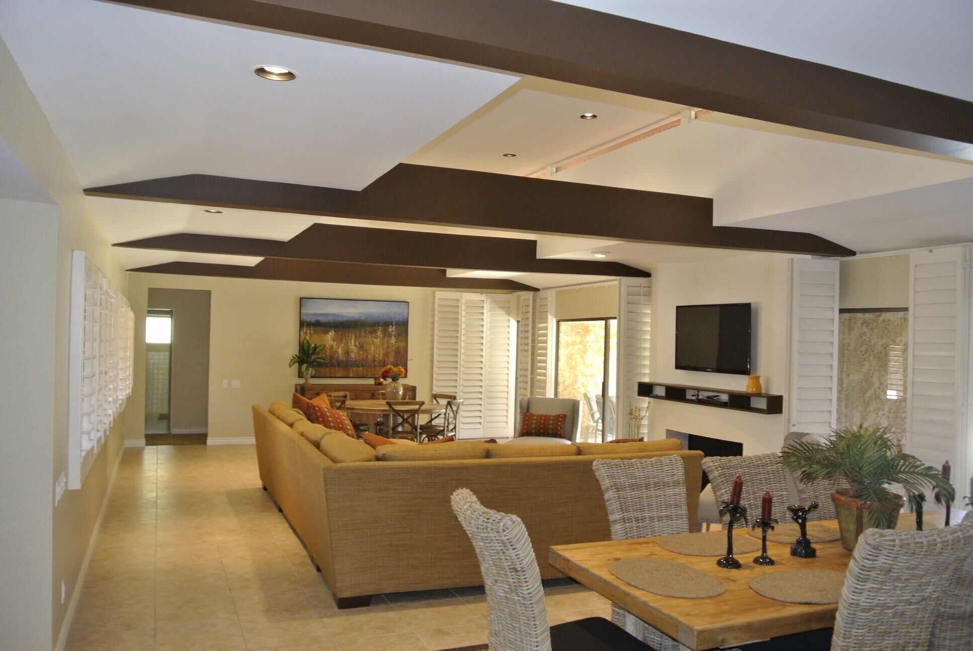 Spacious  3 Bed, 3 Bath all en-suite, 3500 Sq Ft Beautiful Home in the best area