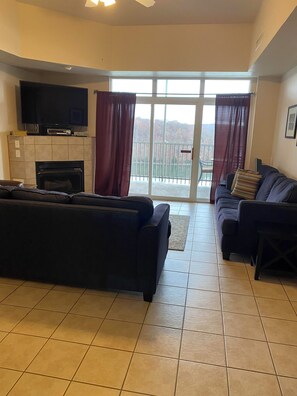 TV, fireplace, DVD player