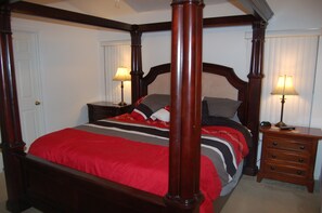 4 bedrooms, iron/ironing board, travel cot, free WiFi