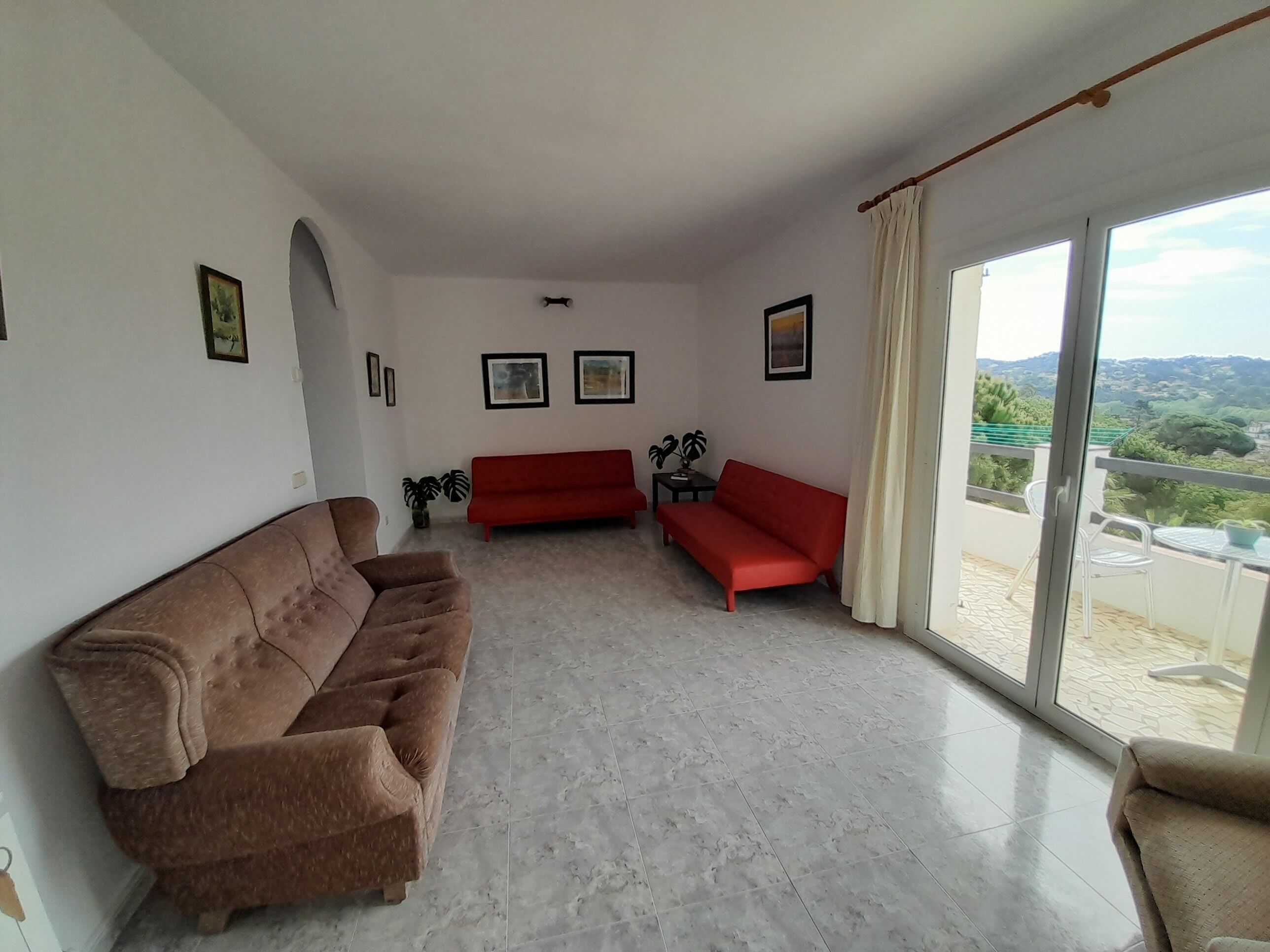 Costa Brava. House for 24. Private pool, BBQ and garden.