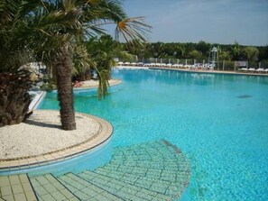 Indoor pool, outdoor pool