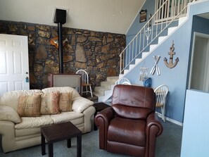 TV, fireplace, DVD player