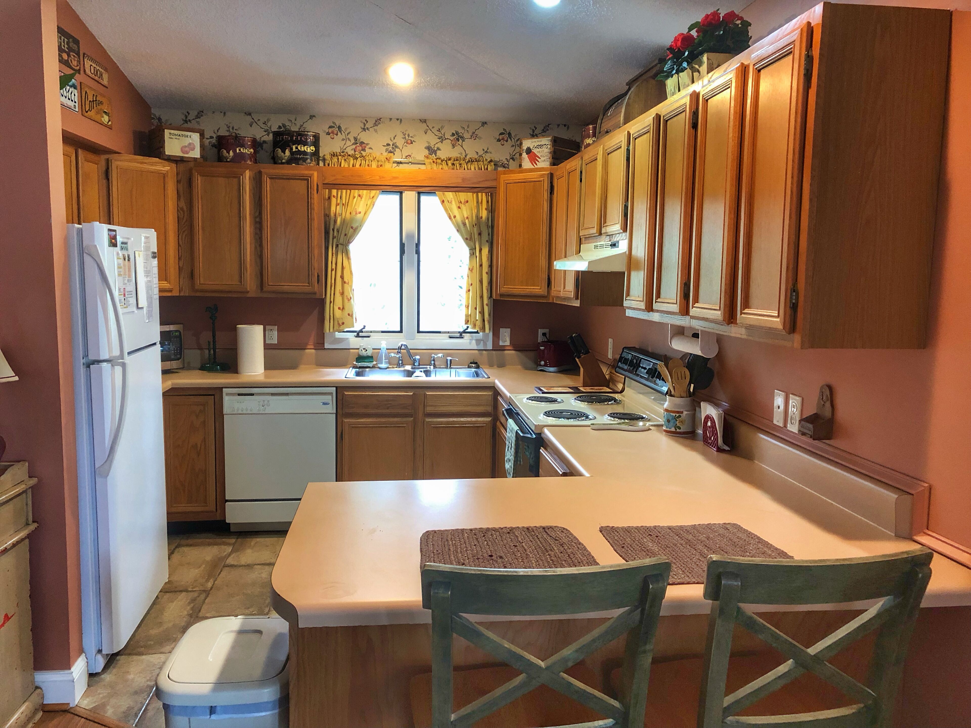 2BD/2BA Rooster house, mountain view