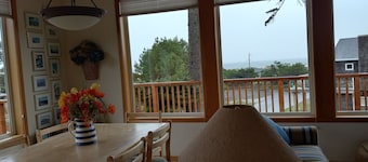 CHARMING OCEAN VIEW BEACH HOUSE MCA#496