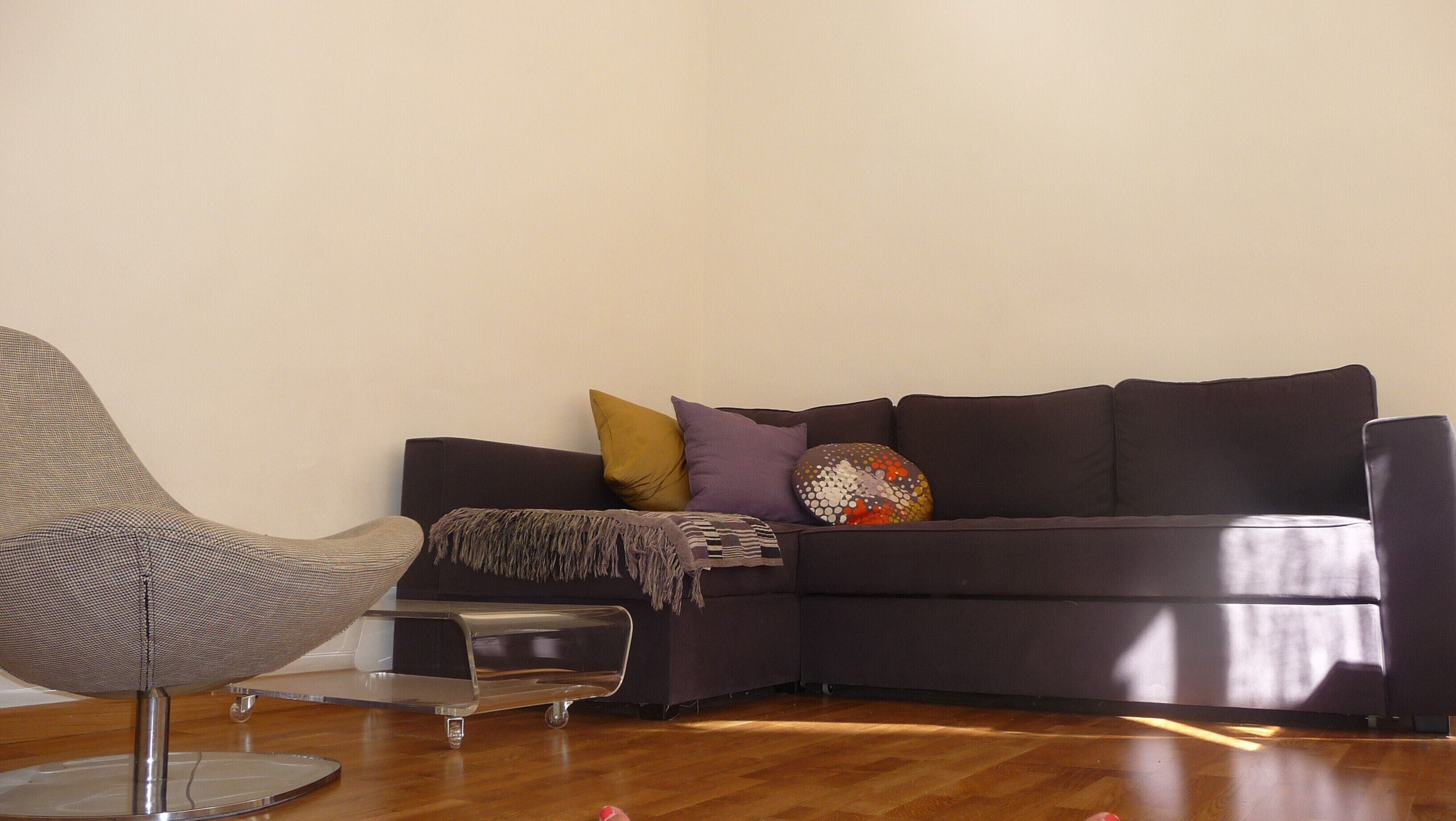 Sunny, spacious and chic in the heart of old town Nice