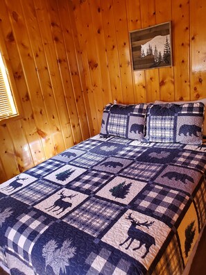 4 bedrooms, free WiFi, bed sheets