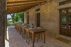 Outdoor dining