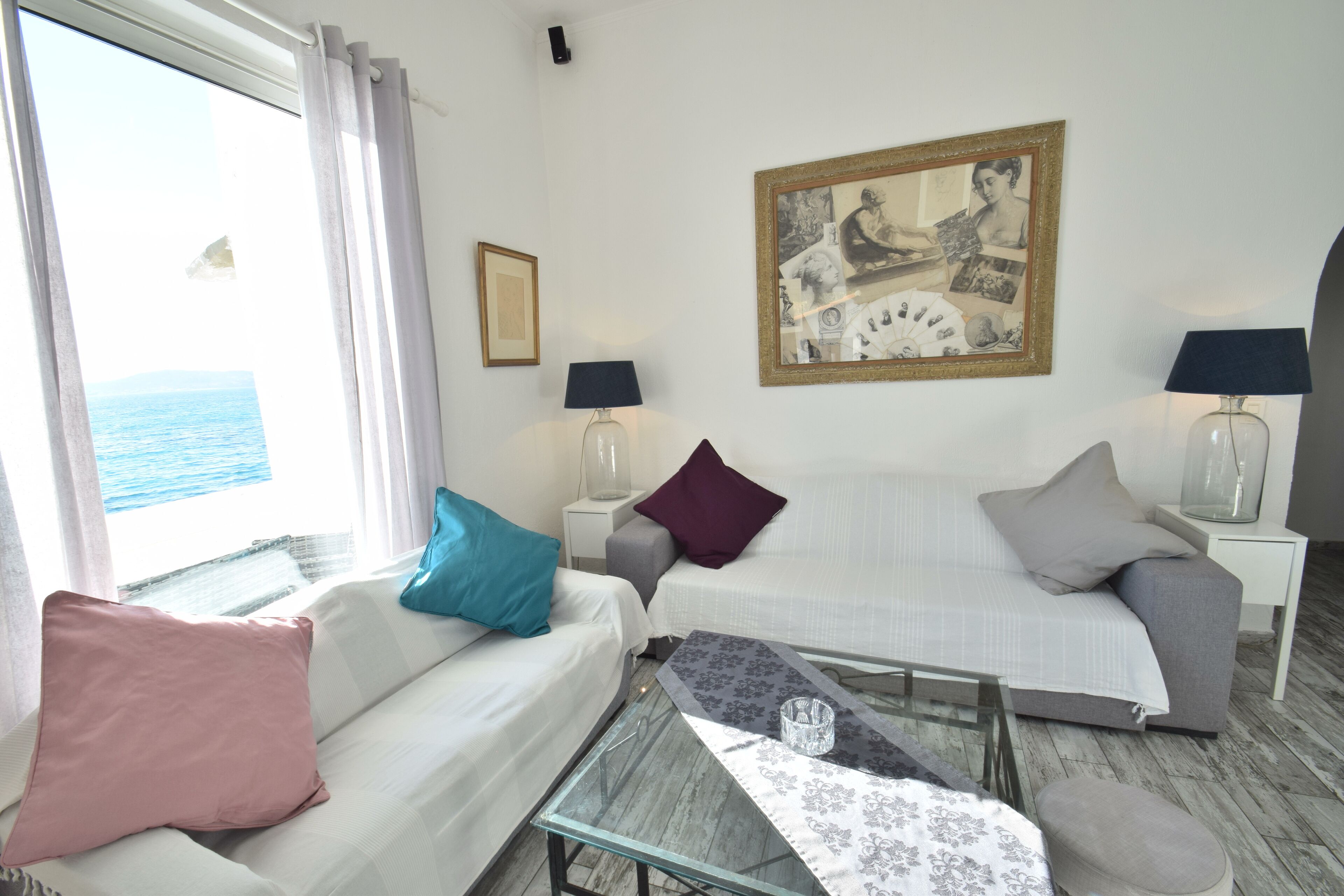 Direct Front Beach in Eze