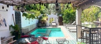 Jolie maison de village avec piscine
