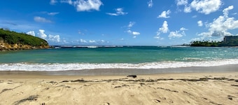 3BR Oceanfront Community with 3 pools/ tennis - Villa de Palma, w/ generator