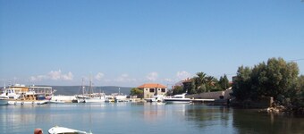 Nevidjane: House / Villa on the island Pasman near "Kornati", giving away organic vegetables