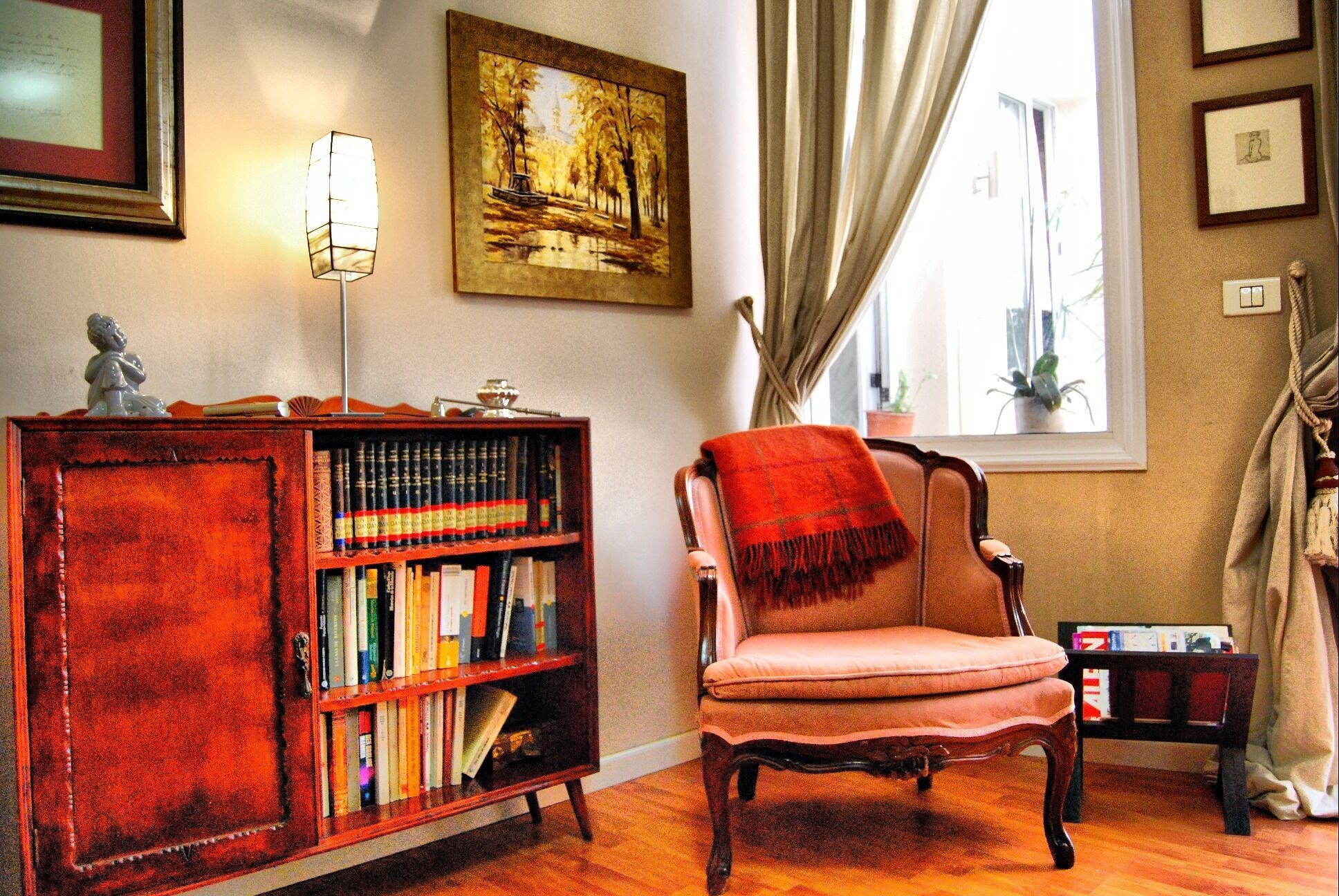 Beautiful complete house (capacity five people). Away from tourist areas.