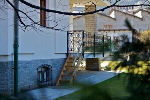 Property grounds - Apartment in a house 4 km far from Aosta (Gressan)