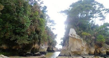 Top quiet house facing the peaks of the Mercantour in part except