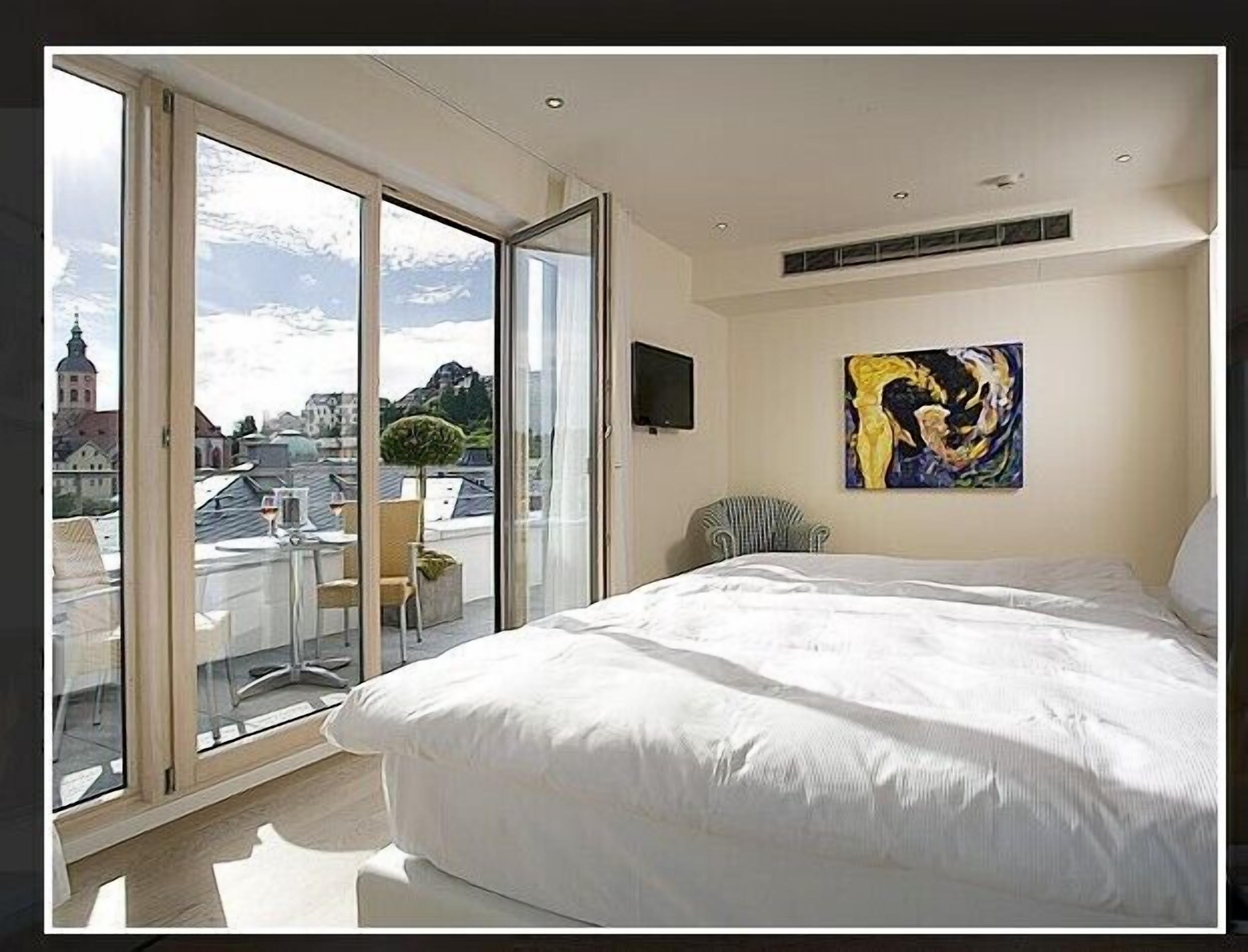 5 star luxury apartment in a prime location Baden-Baden with private cleaning service