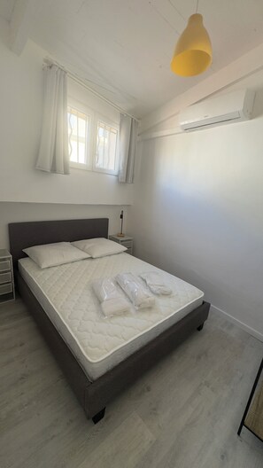 2 bedrooms, free WiFi, bed sheets - Le Pavillon des Catalans (Marseille)