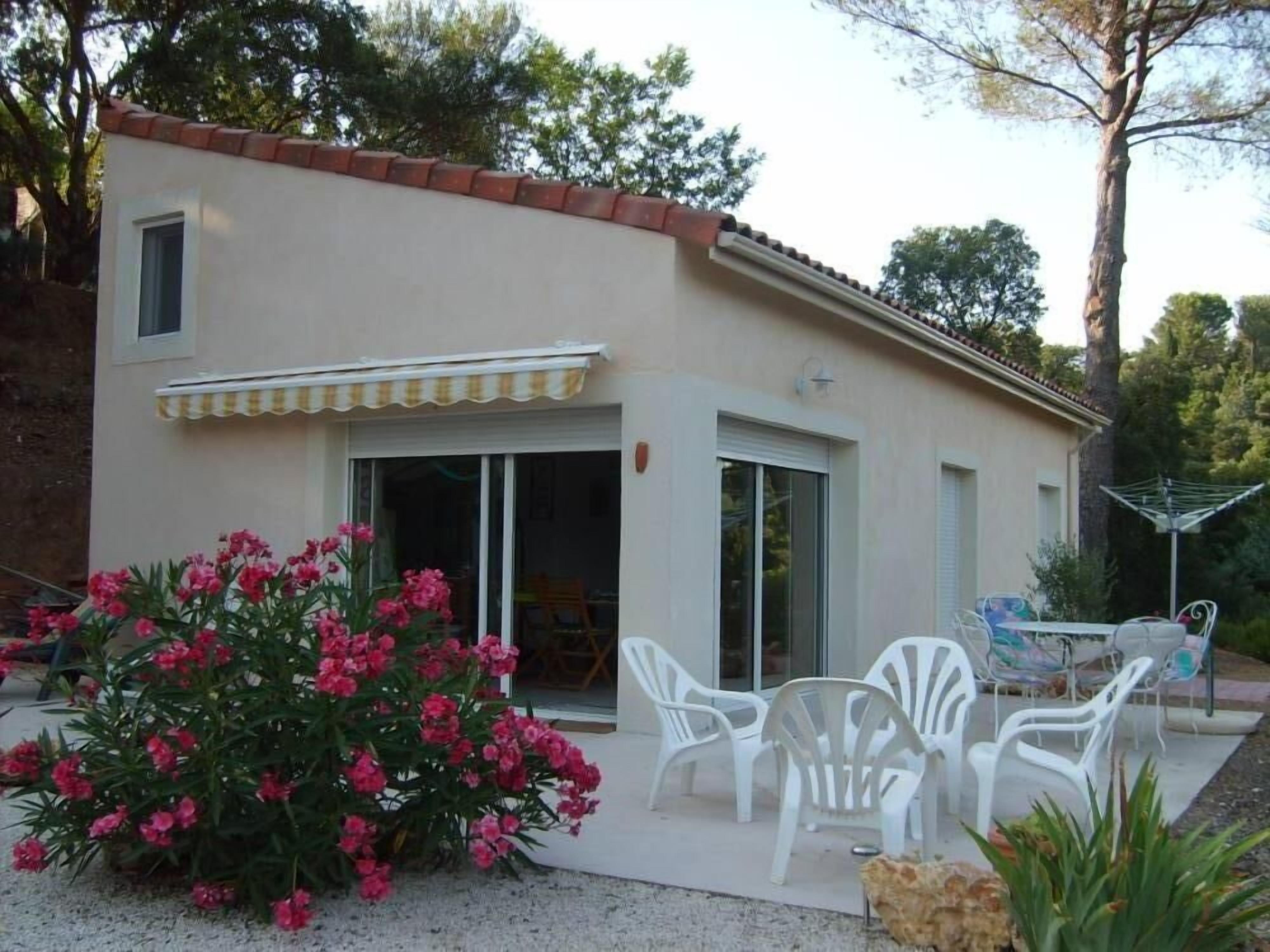 notre maison vue de l'exterieur