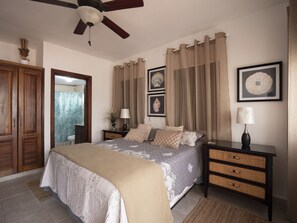 1 bedroom, free Internet, bed sheets